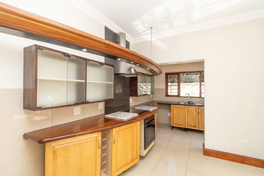 To Let 3 Bedroom Property for Rent in Bryanston Gauteng