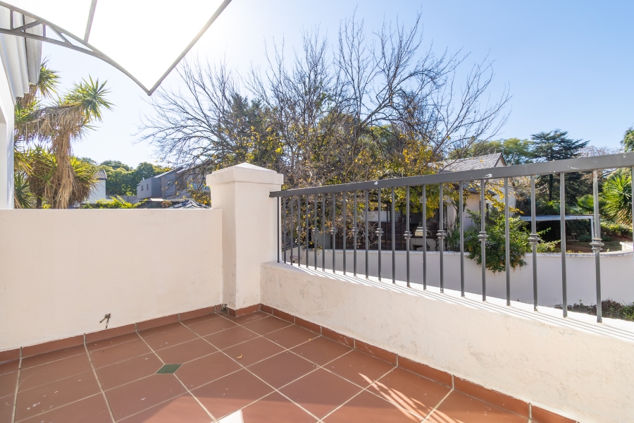 To Let 3 Bedroom Property for Rent in Bryanston Gauteng