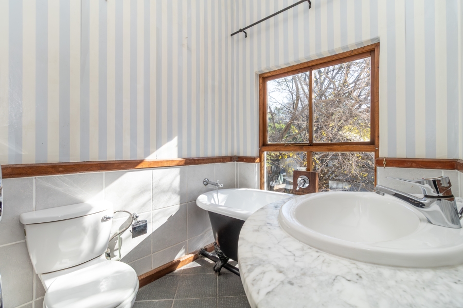 To Let 3 Bedroom Property for Rent in Bryanston Gauteng