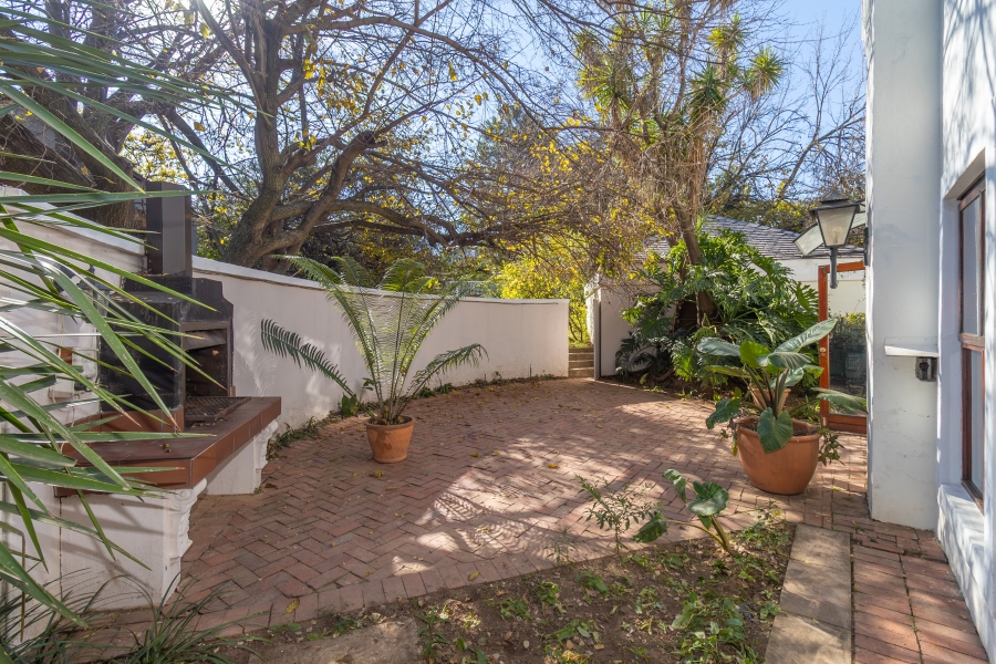 To Let 3 Bedroom Property for Rent in Bryanston Gauteng
