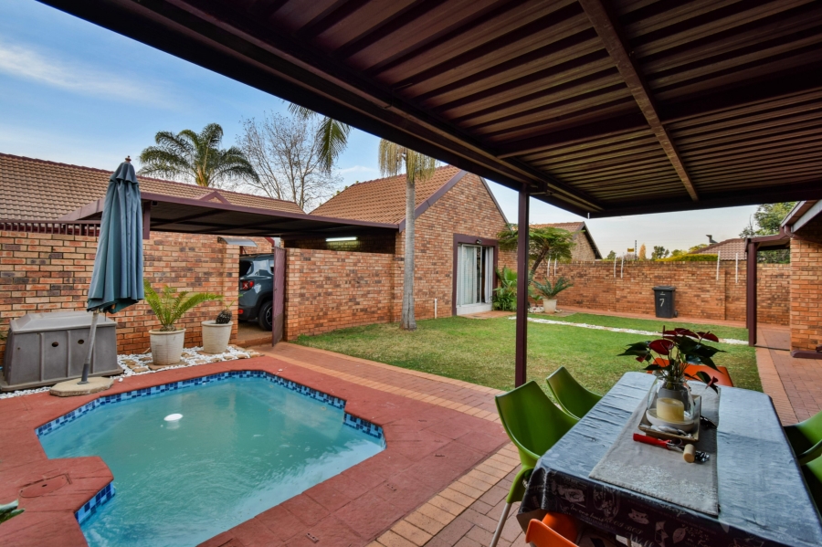 4 Bedroom Property for Sale in Montana Gauteng