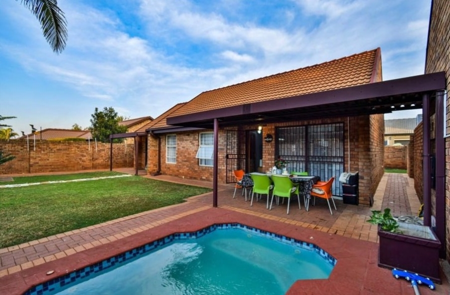 4 Bedroom Property for Sale in Montana Gauteng