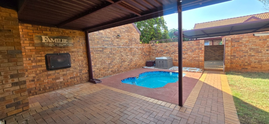 4 Bedroom Property for Sale in Montana Gauteng