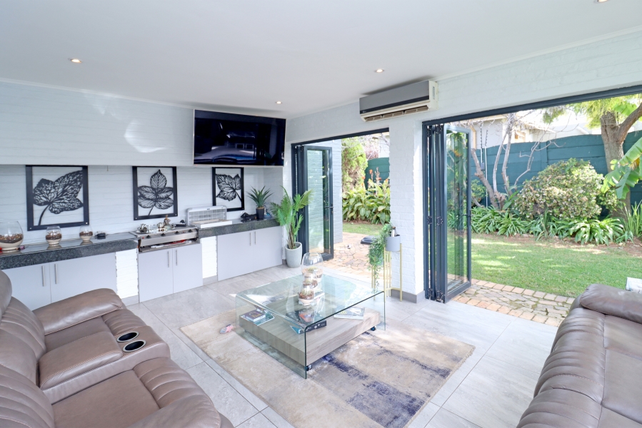 4 Bedroom Property for Sale in Sydenham Gauteng