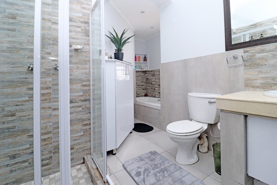 4 Bedroom Property for Sale in Sydenham Gauteng
