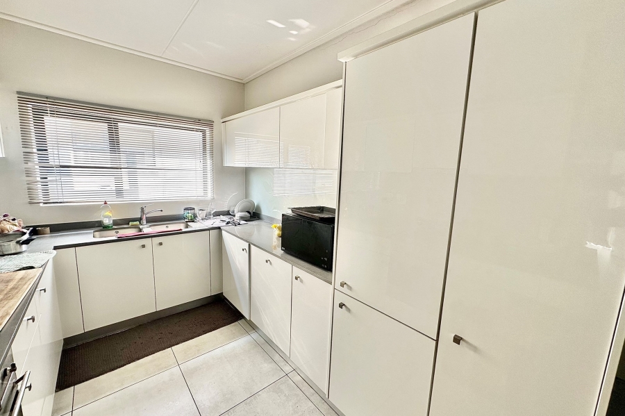 3 Bedroom Property for Sale in The Polofields Gauteng