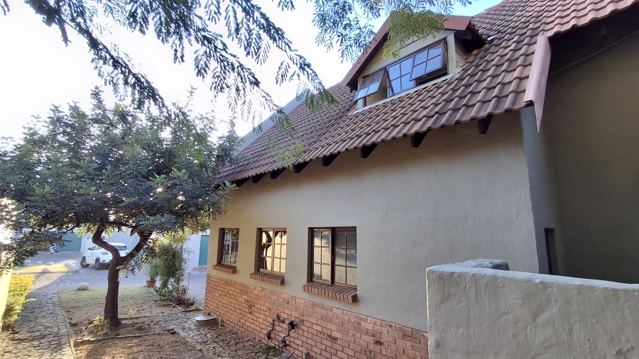3 Bedroom Property for Sale in Equestria Gauteng