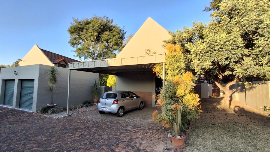3 Bedroom Property for Sale in Equestria Gauteng