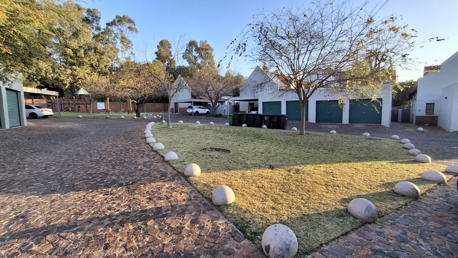 3 Bedroom Property for Sale in Equestria Gauteng