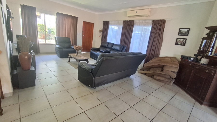 4 Bedroom Property for Sale in Sinoville Gauteng