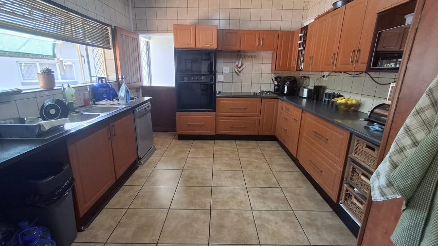4 Bedroom Property for Sale in Sinoville Gauteng