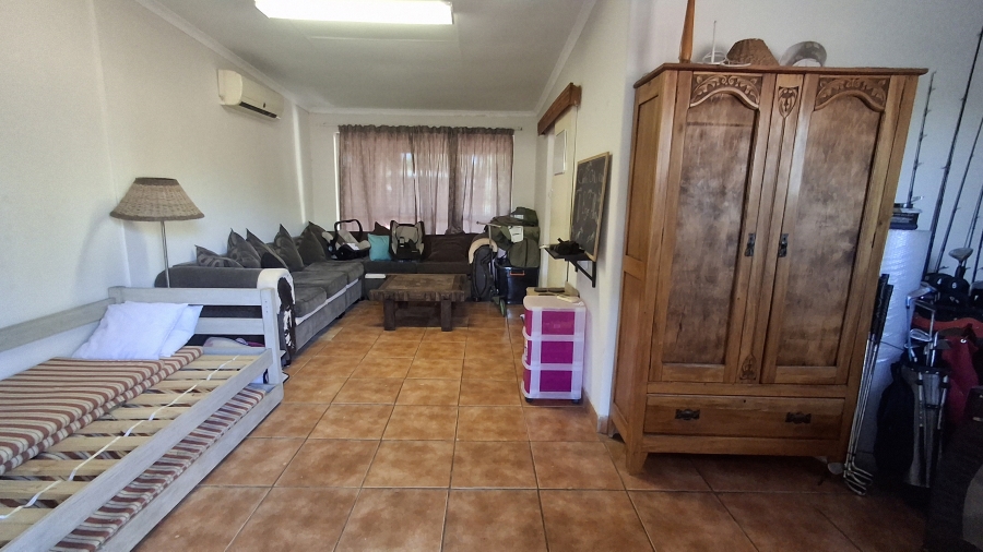 4 Bedroom Property for Sale in Sinoville Gauteng