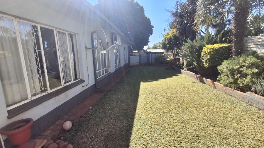 4 Bedroom Property for Sale in Sinoville Gauteng