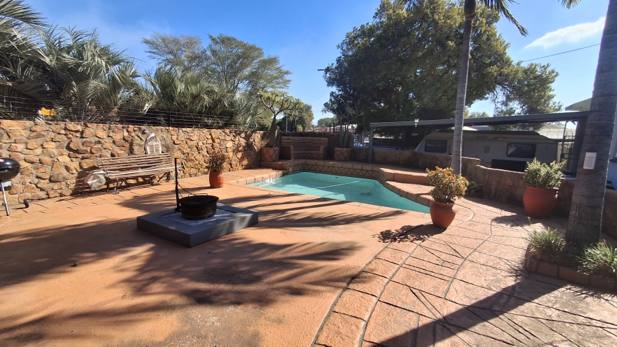 4 Bedroom Property for Sale in Sinoville Gauteng