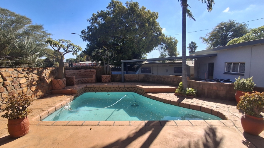 4 Bedroom Property for Sale in Sinoville Gauteng