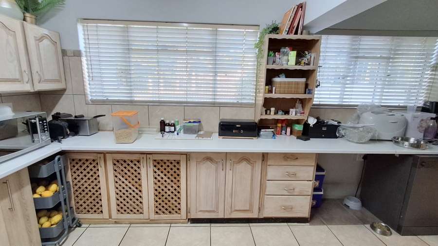 4 Bedroom Property for Sale in Sinoville Gauteng