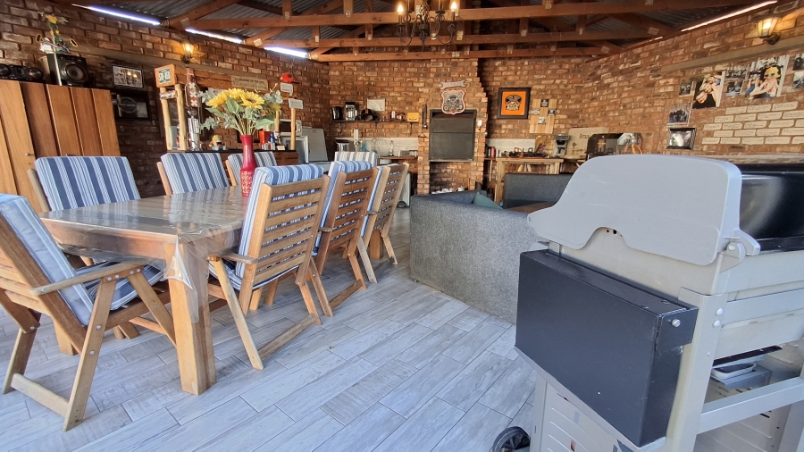 4 Bedroom Property for Sale in Sinoville Gauteng
