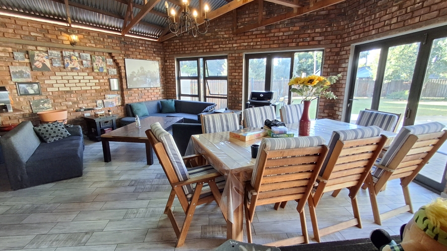 4 Bedroom Property for Sale in Sinoville Gauteng