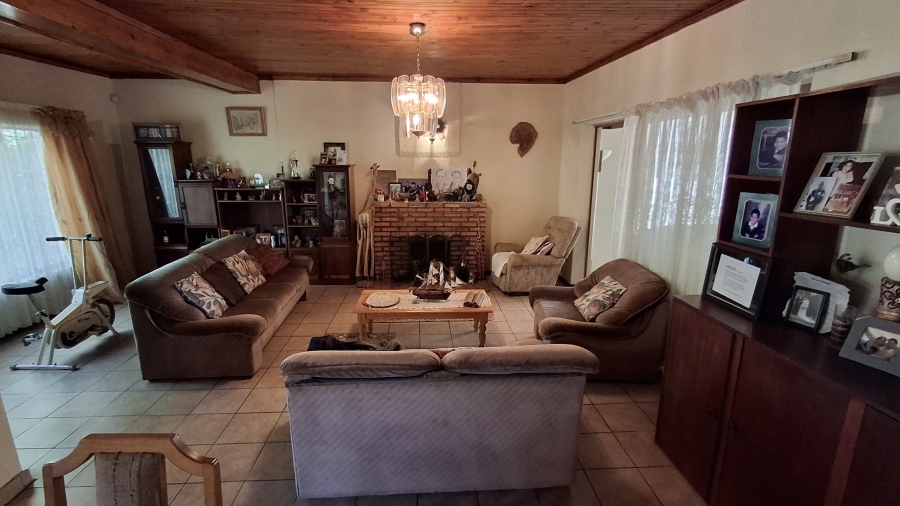 4 Bedroom Property for Sale in Sinoville Gauteng