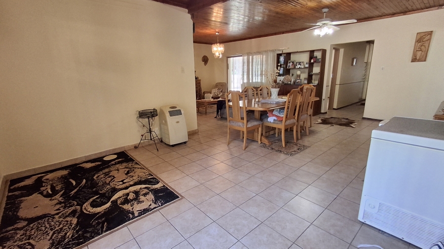 4 Bedroom Property for Sale in Sinoville Gauteng