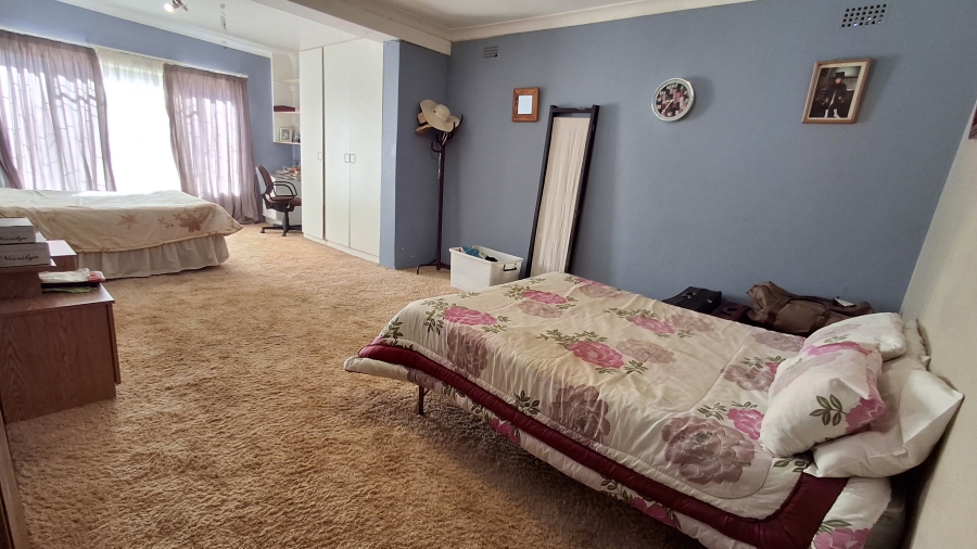 4 Bedroom Property for Sale in Sinoville Gauteng