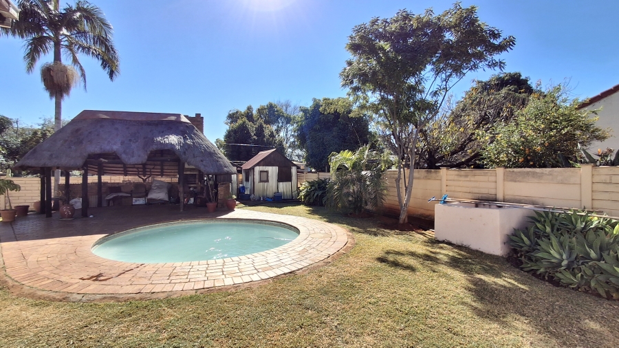 4 Bedroom Property for Sale in Sinoville Gauteng