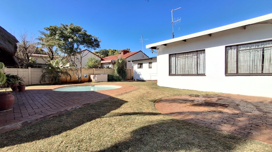 4 Bedroom Property for Sale in Sinoville Gauteng