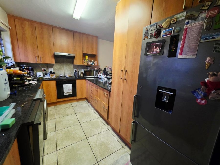 To Let 3 Bedroom Property for Rent in Die Wilgers Gauteng