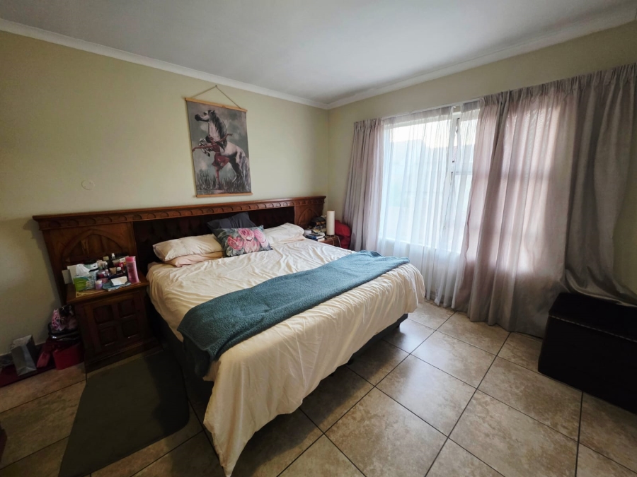 To Let 3 Bedroom Property for Rent in Die Wilgers Gauteng