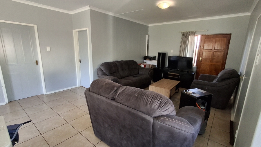 2 Bedroom Property for Sale in Hesteapark Gauteng