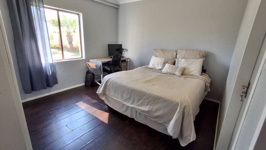 2 Bedroom Property for Sale in Hesteapark Gauteng