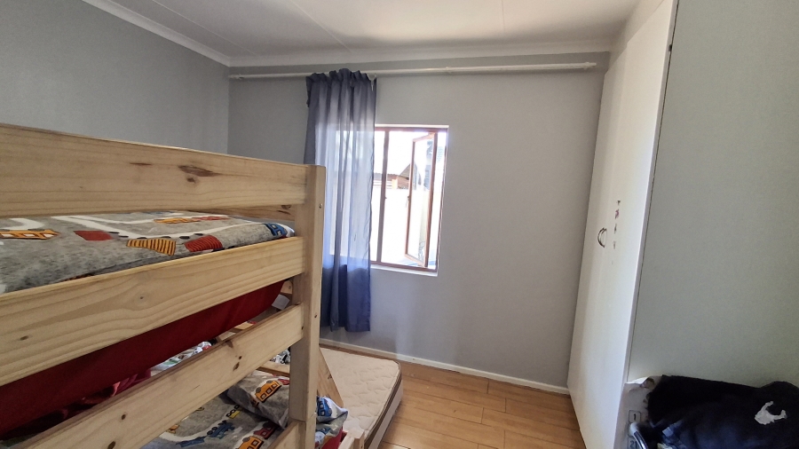 2 Bedroom Property for Sale in Hesteapark Gauteng