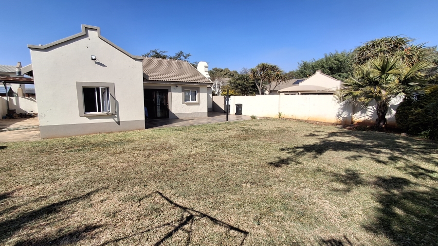 2 Bedroom Property for Sale in Hesteapark Gauteng