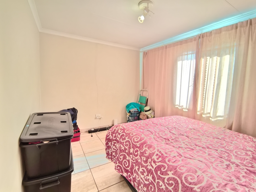 2 Bedroom Property for Sale in Crystal Park Gauteng