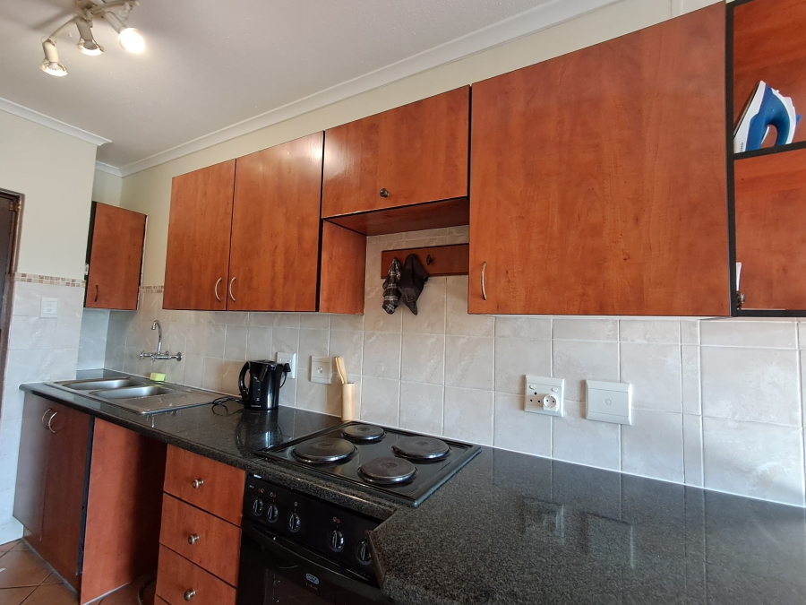 2 Bedroom Property for Sale in Montana Tuine Gauteng