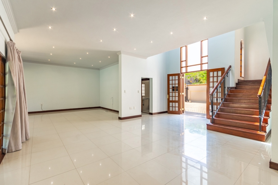 To Let 5 Bedroom Property for Rent in Bryanston Gauteng