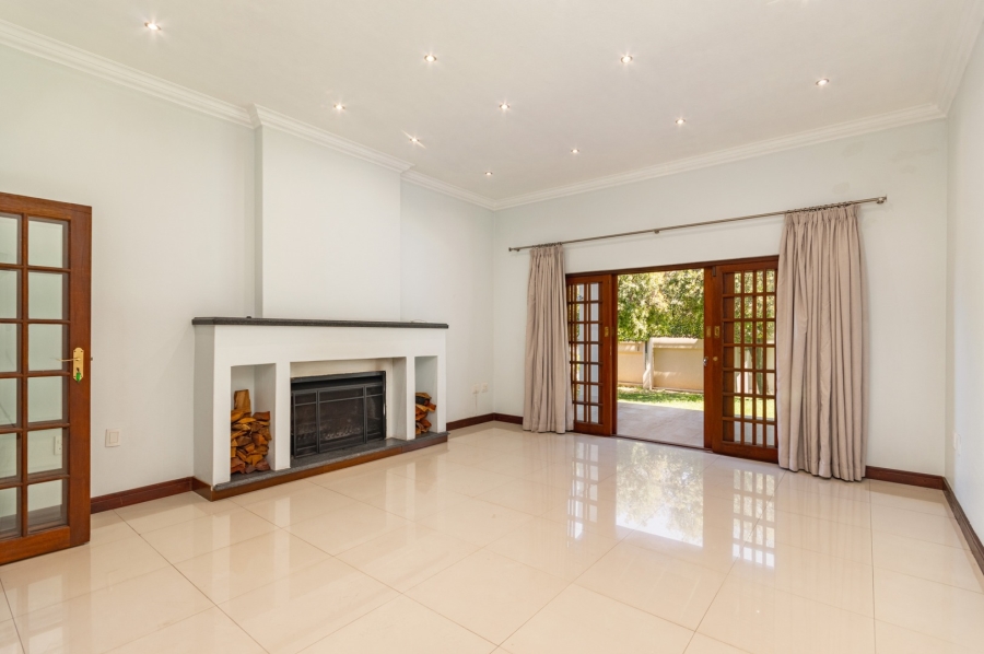 To Let 5 Bedroom Property for Rent in Bryanston Gauteng