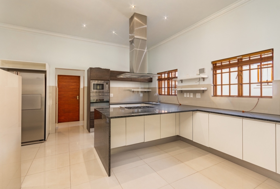 To Let 5 Bedroom Property for Rent in Bryanston Gauteng