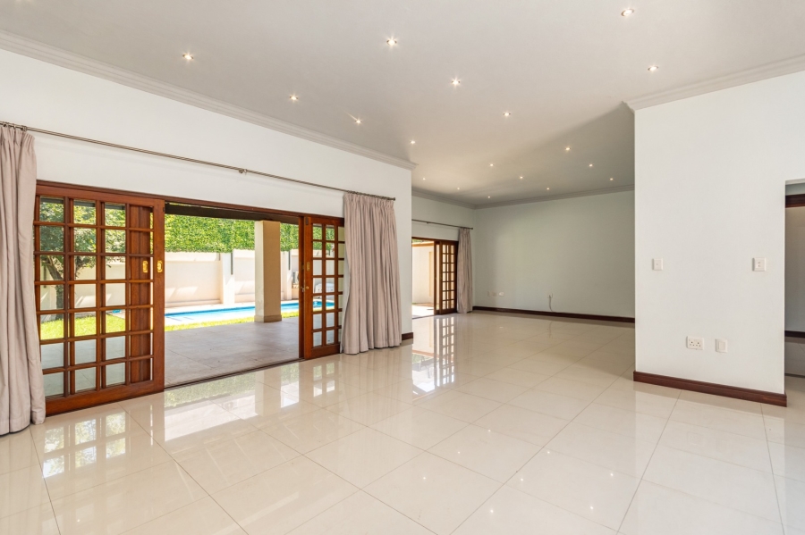 To Let 5 Bedroom Property for Rent in Bryanston Gauteng