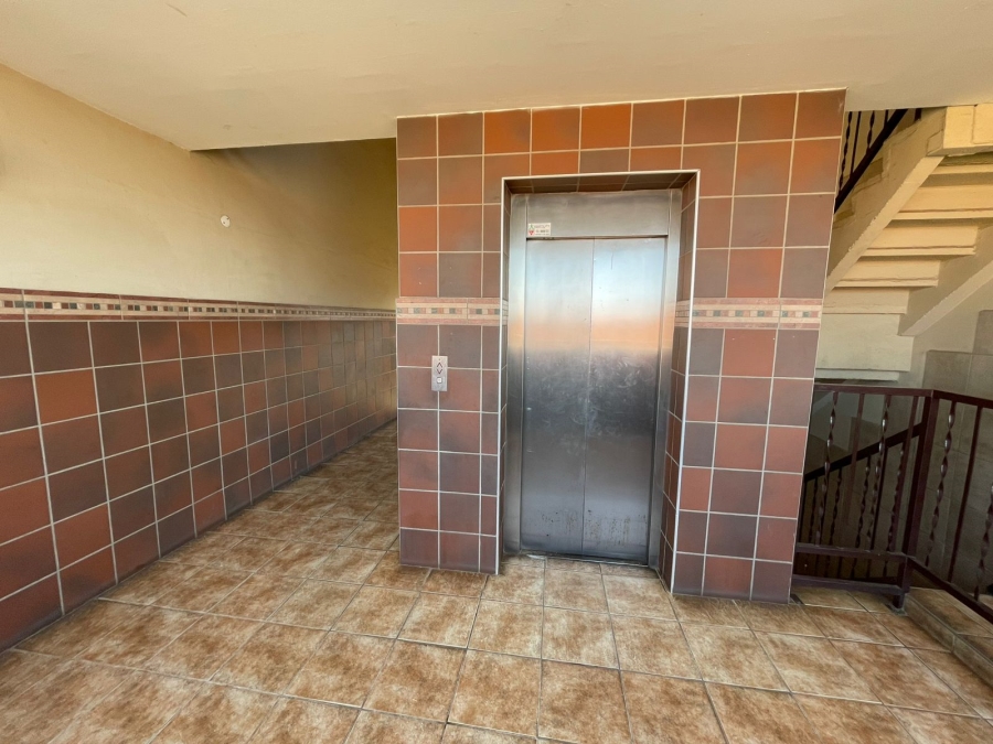 To Let 2 Bedroom Property for Rent in Birchleigh Gauteng