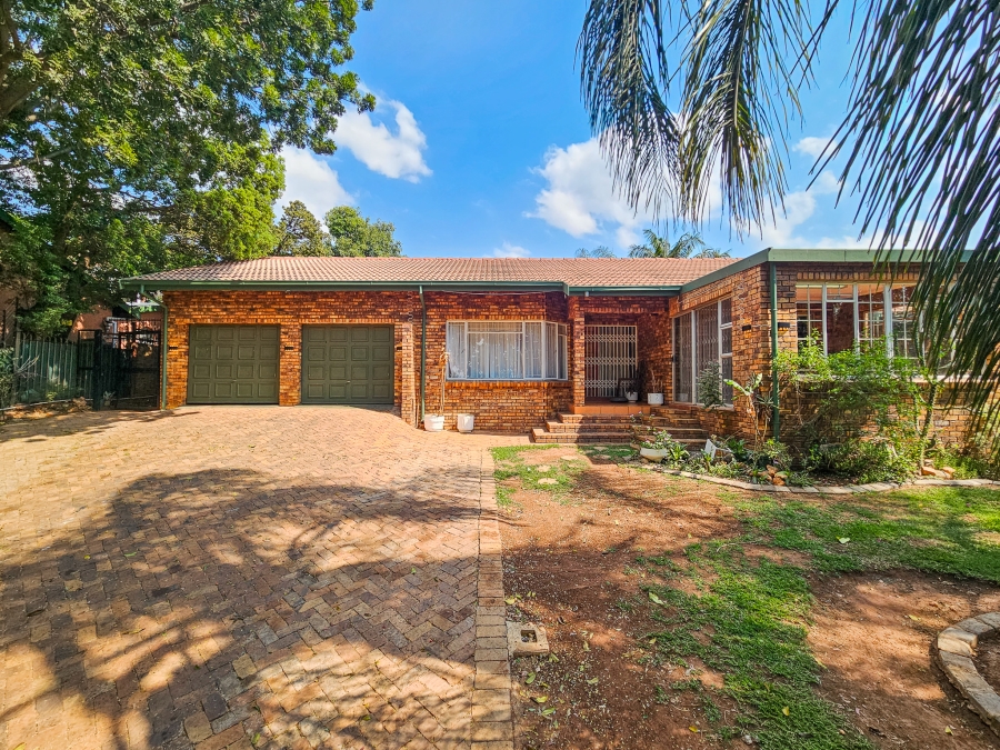 3 Bedroom Property for Sale in Magalieskruin Gauteng