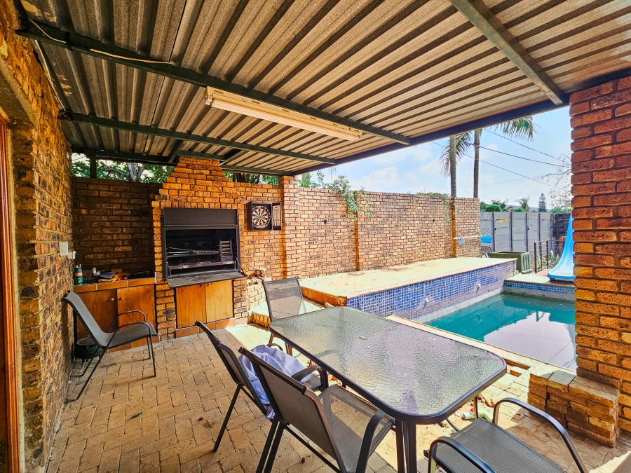 3 Bedroom Property for Sale in Magalieskruin Gauteng
