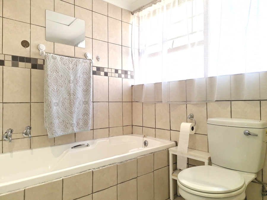 2 Bedroom Property for Sale in Albertville Gauteng