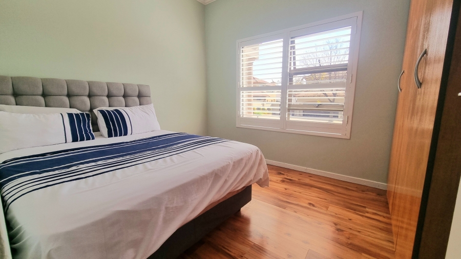 5 Bedroom Property for Sale in Crescent Wood Country Estate Gauteng