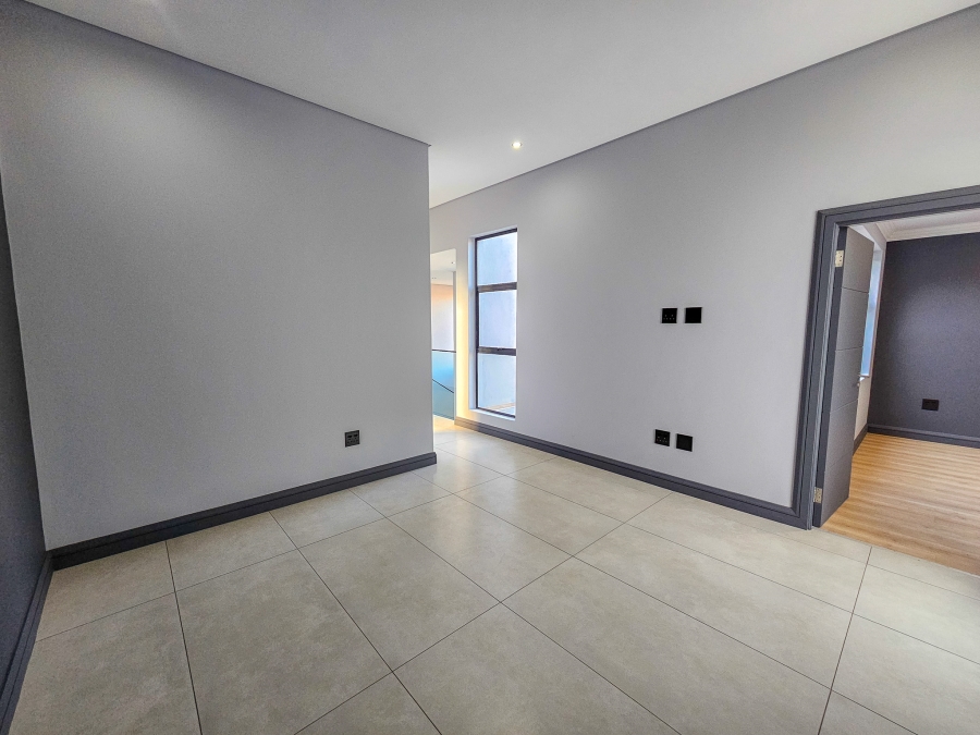 4 Bedroom Property for Sale in Fountainbrook Estate Gauteng