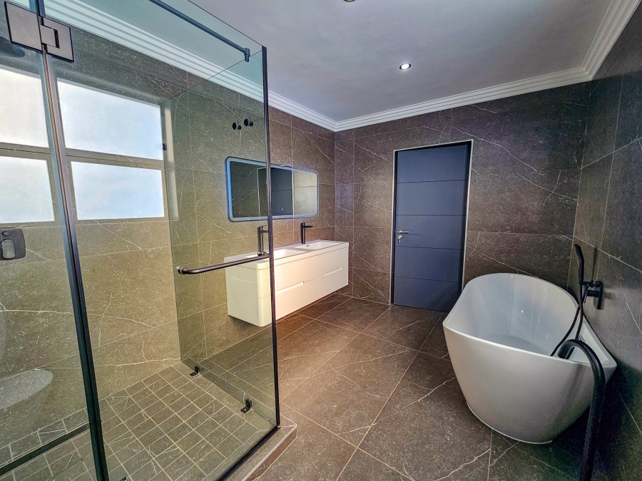4 Bedroom Property for Sale in Fountainbrook Estate Gauteng