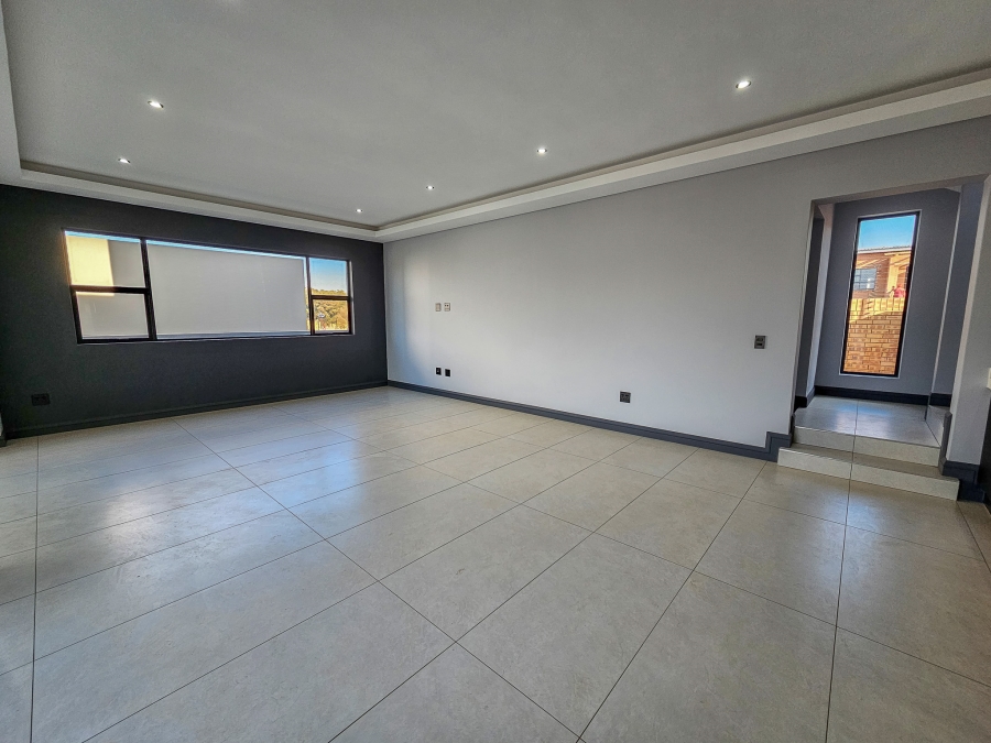 4 Bedroom Property for Sale in Fountainbrook Estate Gauteng