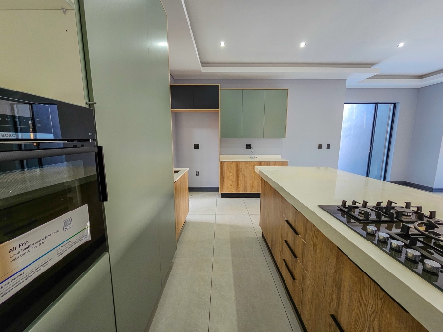 4 Bedroom Property for Sale in Fountainbrook Estate Gauteng