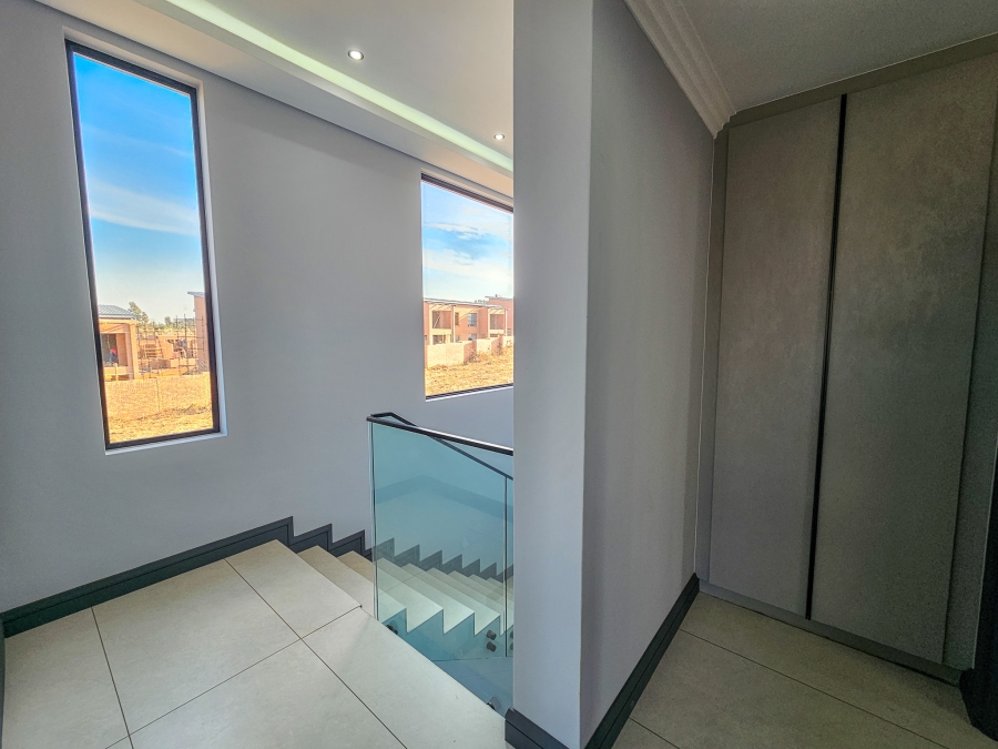 4 Bedroom Property for Sale in Fountainbrook Estate Gauteng
