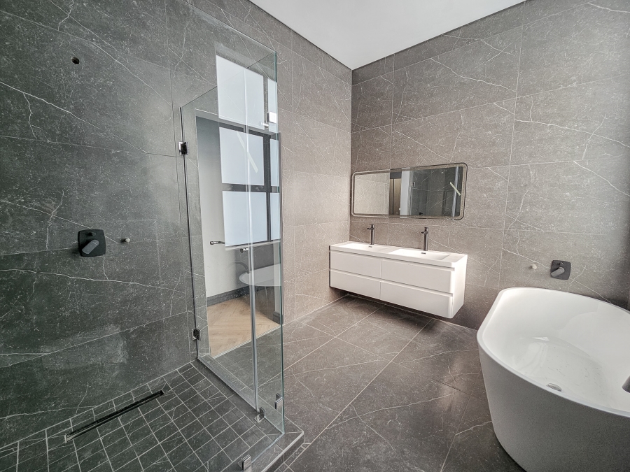 4 Bedroom Property for Sale in Fountainbrook Estate Gauteng
